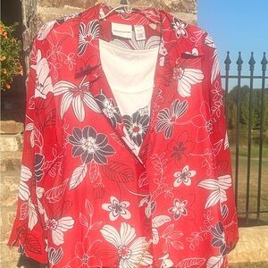 Alfred Dunner Women's Red Floral Shell with matching white sleeveless attached